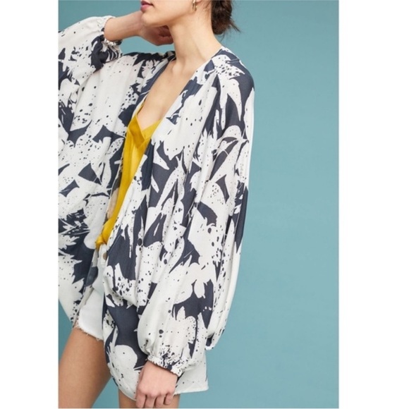 Anthropologie Tops - ANTHROPOLOGIE Akemi + Kin Posie Cocoon Kimono